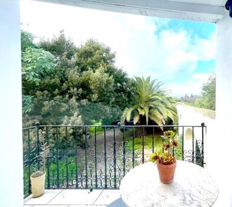 Moncarapacho e Fuseta House | Cottage with Patio on Organic Farm Near Fuseta Beach