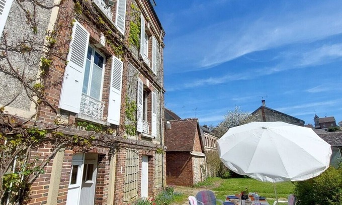 La Neuve-Lyre House | COUNTRY HOUSE ON THE EDGE OF THE RISLE