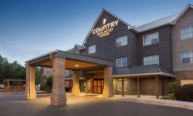 Pearl Hotel | Country Inn & Suites by Radisson, Jackson-Airport, MS