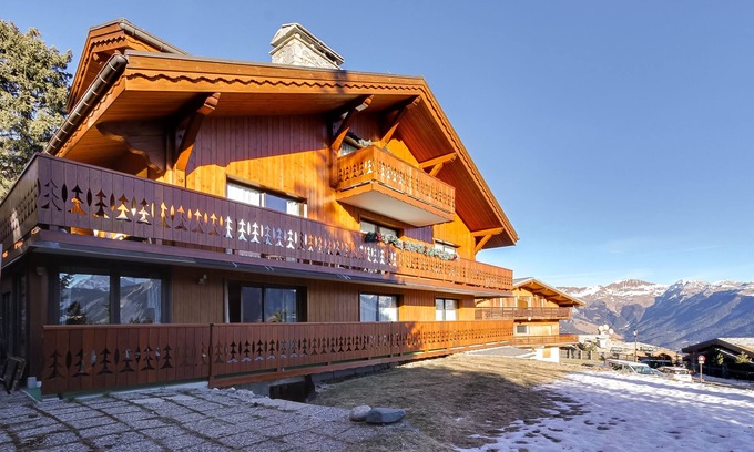Courchevel Apartment | Courchevel 1850: apt 6 pers, 56m2, near the slopes and close to the shops