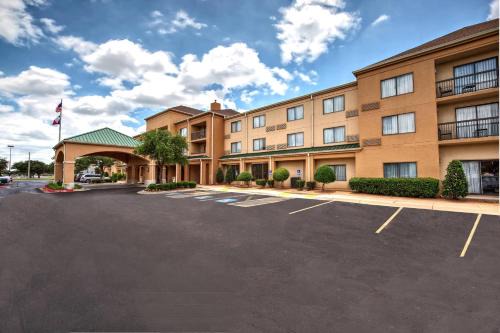 Abilene Hotel | Courtyard by Marriott Abilene Southwest/Abilene Mall South