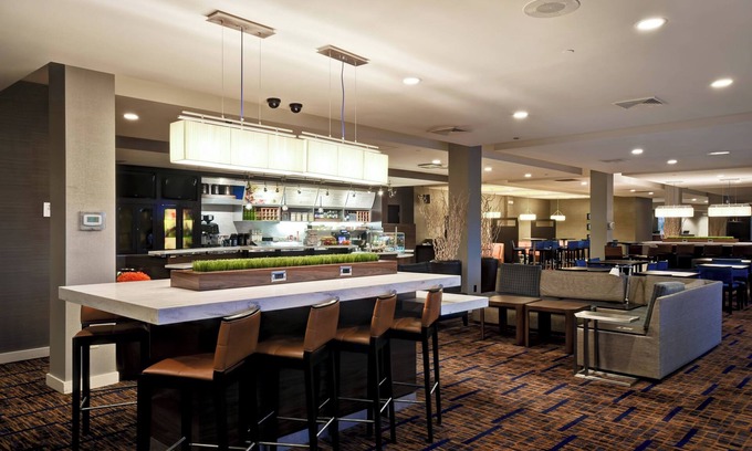 Hyannis Hotel | Courtyard By Marriott Cape Cod Hyannis