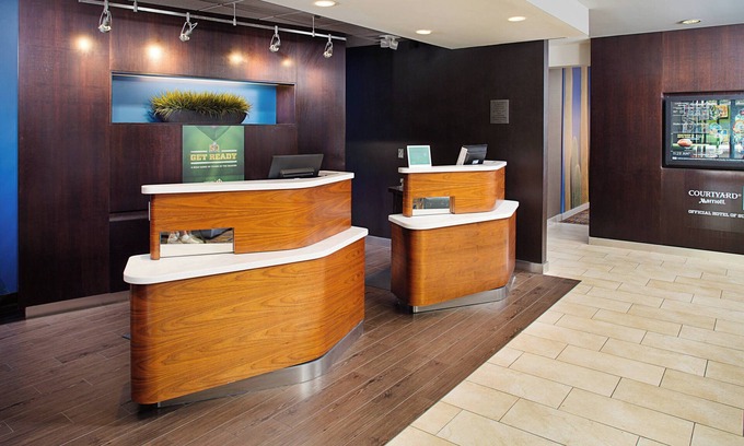 Westchase Hotel | Courtyard by Marriott Houston Westchase