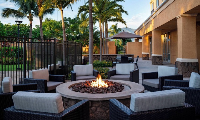 Kahului Hotel | Courtyard Maui Kahului Airport