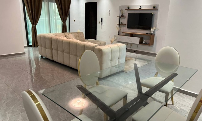 Deux Plateaux Apartment | Cozy 2-bedroom apartment in welcoming Abidjan with WiFi, AC