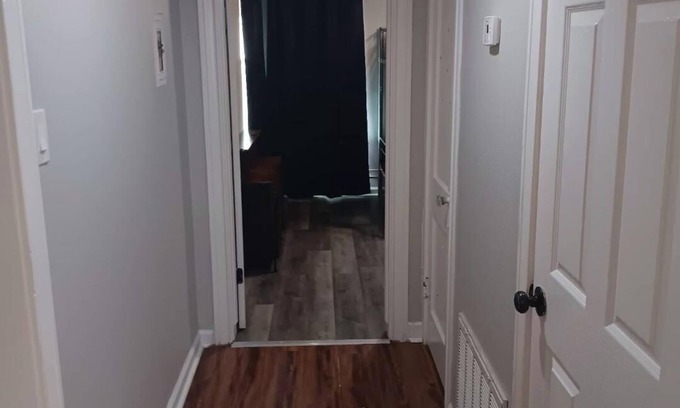 Del Mar House | Cozy 2 BR downstairs duplex with AC Near Ocean Drive,Downtown Corpus Christi