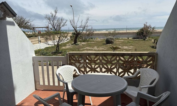 Port-la-Nouvelle Apartment | Cozy 2-room apartment by the sea