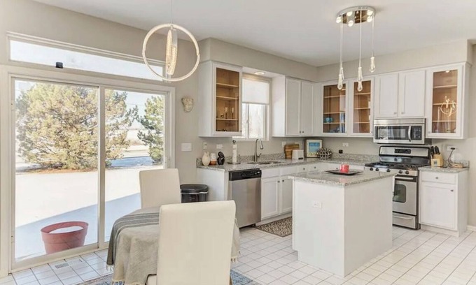 Plainfield House | Cozy 3-Bedroom Plainfield Getaway with Refreshing AC