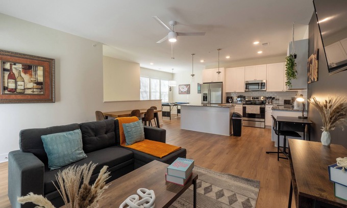 Wilmington Apartment | *Cozy 3-Bedroom Retreat in Wilmington* Discover the perfect stay at this stylish 3-bedroom home