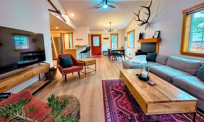 Creekside Meadows House | Cozy 3BR/2BA Family Retreat in Driggs