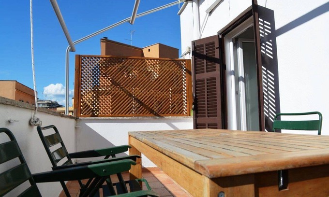 Quartiere XV Della Vittoria Apartment | Cozy and bright studio with terrace in Rome Ponte Milvio