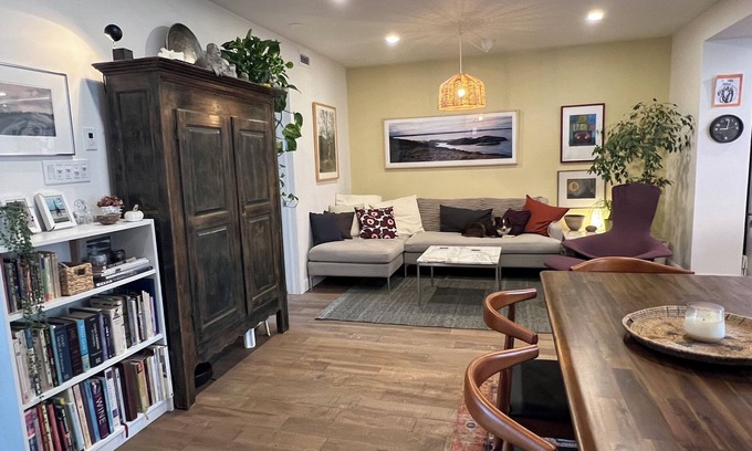 Saint Henri Apartment | Cozy and quiet, in the heart of St Henri