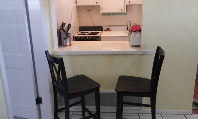 St. Pete Beach Apartment | Cozy apartment 1 bedroom, three block walk to the beach