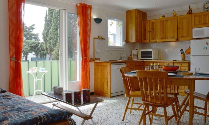 Argeles Plage Apartment | Cozy Apartment with Parking, 100m from Beach - Argelès-sur-Mer