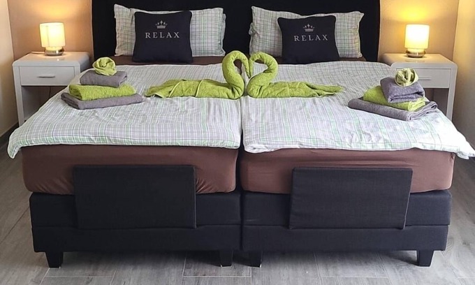 Krummhoern Apartment | Cozy apartment i. d. Krummhörn m. Infrared cabin, Wi-Fi, TV