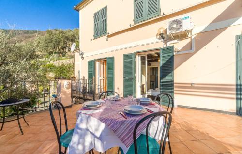 Recco Apartment | Cozy Apartment In Recco With Wifi