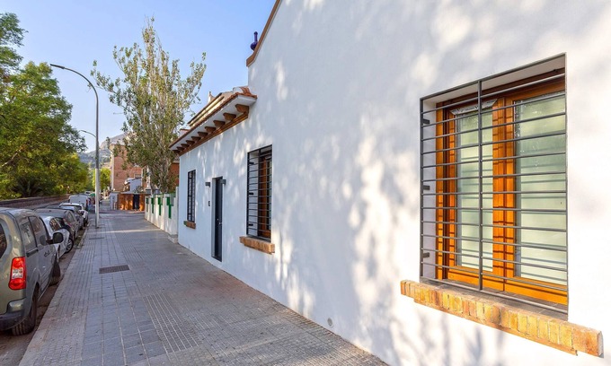El Palo Apartment | Cozy Apartment Near El Palo Malaga. Antonio Trueba