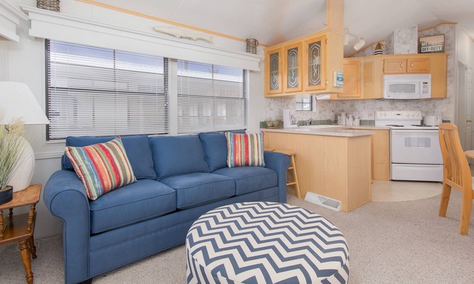 Miramar Beach Ski Chalet | Cozy Beach Chalet Driftwood Oasis. Close to the beach, restaurants and shopping