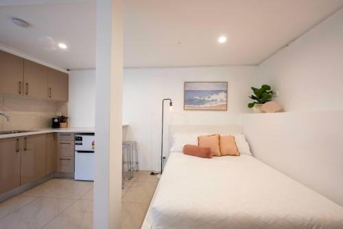 Bondi Apartment | Cozy Bondi Studio Retreat
