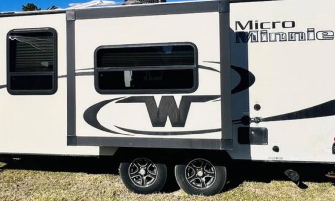 Eagle River House | Cozy Camper in Eagle River with hot tub on deck,WiFi, AC & a breathtaking view.