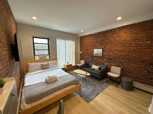 Prudential - St. Botolph Apartment | Cozy Central South End Studio