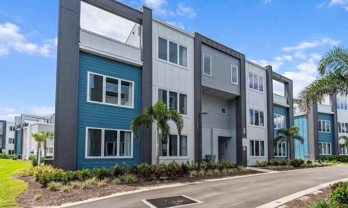 Reunion Condo | Cozy condo near Disney with Resort & Waterpark Access - B5-120