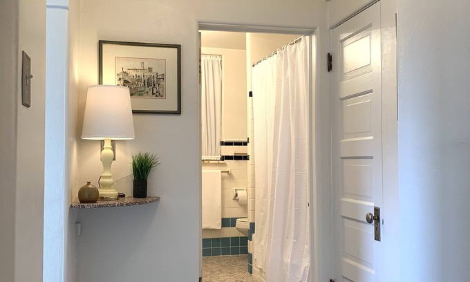 El Paso Cottage | Cozy cottage in downtown El Paso