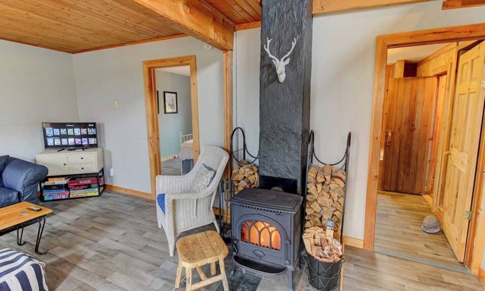 Downtown St. John's House | Cozy Cottage In The City With A View!