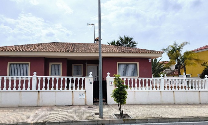 San Fulgencio House | Cozy Holiday Home in San Fulgencio – La Marina Only 10 Minutes from the Beach