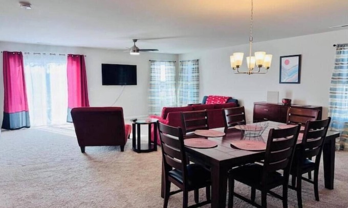 Southport House | Cozy Home Away in Southport!