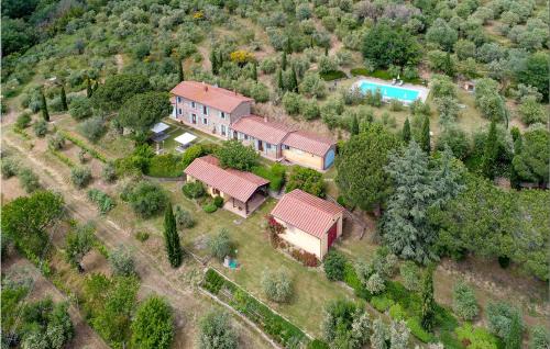 Ferretto House | Cozy Home In Cortona With Kitchen