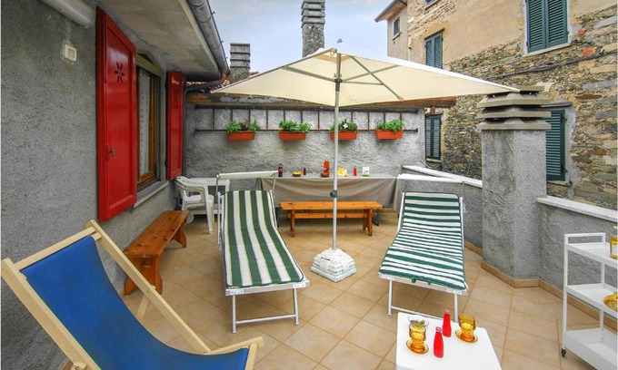 Stazzema House | Cozy Home In Volegno With Kitchenette