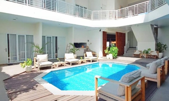 Batu Bolong Hotel | Cozy hotel in charming Canggu near beach