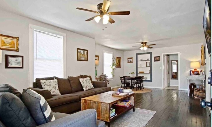 Central Oklahoma City Apartment | Cozy House Near Plaza District