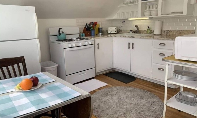 Cheyenne Apartment | Cozy Loft Three Blocks from Hospital and Downtown