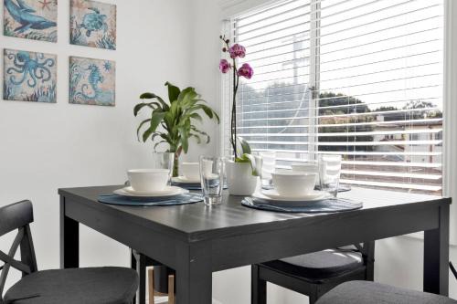 Pico Apartment | Cozy, Luxurious, Oasis, With Free parking