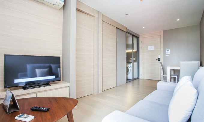 Silom Apartment | Cozy&Luxury condo.#1(BTS&MRT Silom)