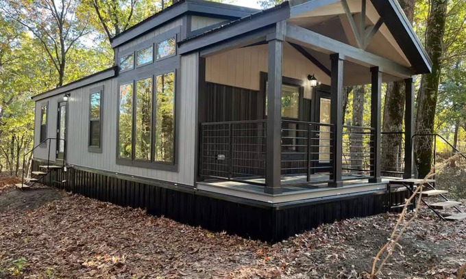 Eufaula Cabin | Cozy modern lake cabin on enchanting Eufaula
