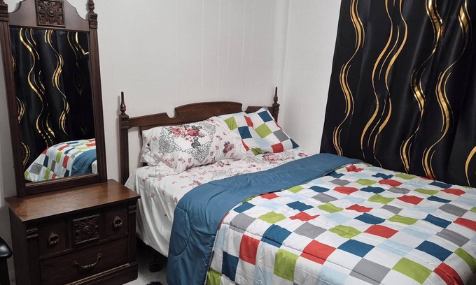 Terrace Bed & Breakfast | Cozy & Neat 1BR Suite– 5min Walk to Ksyen Reg Hosp | Ideal for Nurses & Visitors