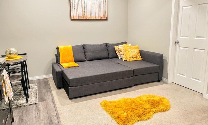 Sage Hill Apartment | Cozy Newly Built and Cheerful 1-Bedroom Suite