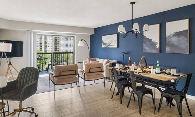 Crystal City Apartment | Cozy Oasis: Sleeps 7 | King Bed | Prime Location