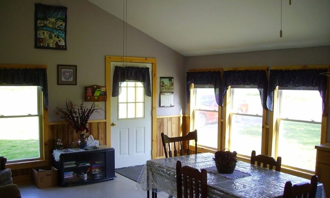 Penn Yan Cabin | Cozy, rustic cabin with beautiful views, privacy and 1 mile from Keuka Lake