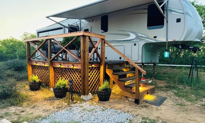 Breckenridge House | Cozy RV in Breckenridge nestled in the woods of a 50 acre farm
