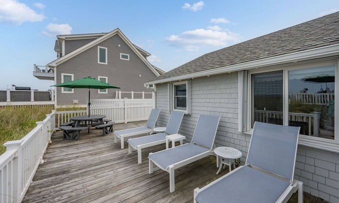 Sagamore Beach House | Cozy Sagamore Beach Cottage w/Modern Comforts
