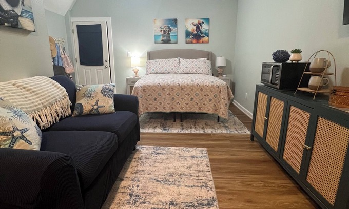 Cape San Blas Apartment | Cozy studio with close beach and onsite dock access on charming Cape San Blas