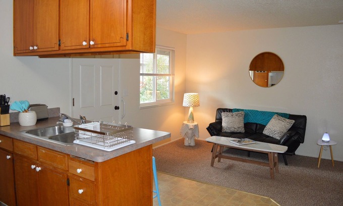 Chico Apartment | Cozy unit in Historic Barber Neighborhood in Downtown Chico