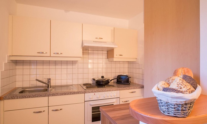 Loich Apartment | Cozy vacation apartment (55sqm) on the upper floor with balcony