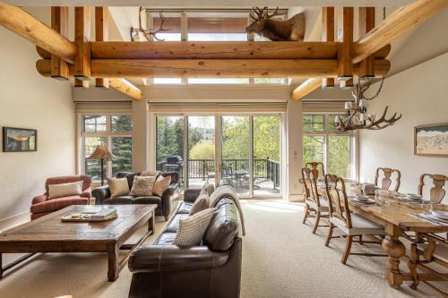 Big Sky Meadow Village House | Crail Creek 85