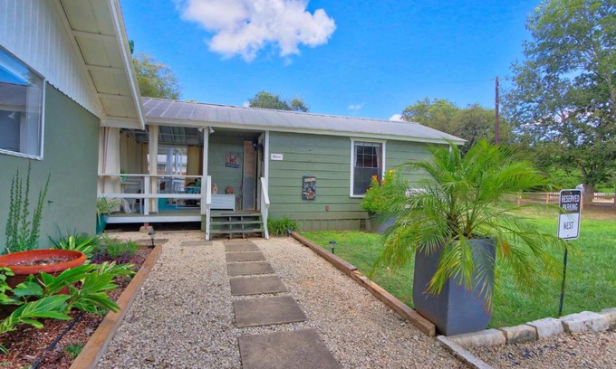 Wimberley House | Creekside Cabins - The Nest
