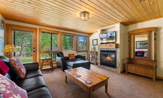 Fall River Estates Condo | Creekside Suite 17 River View!